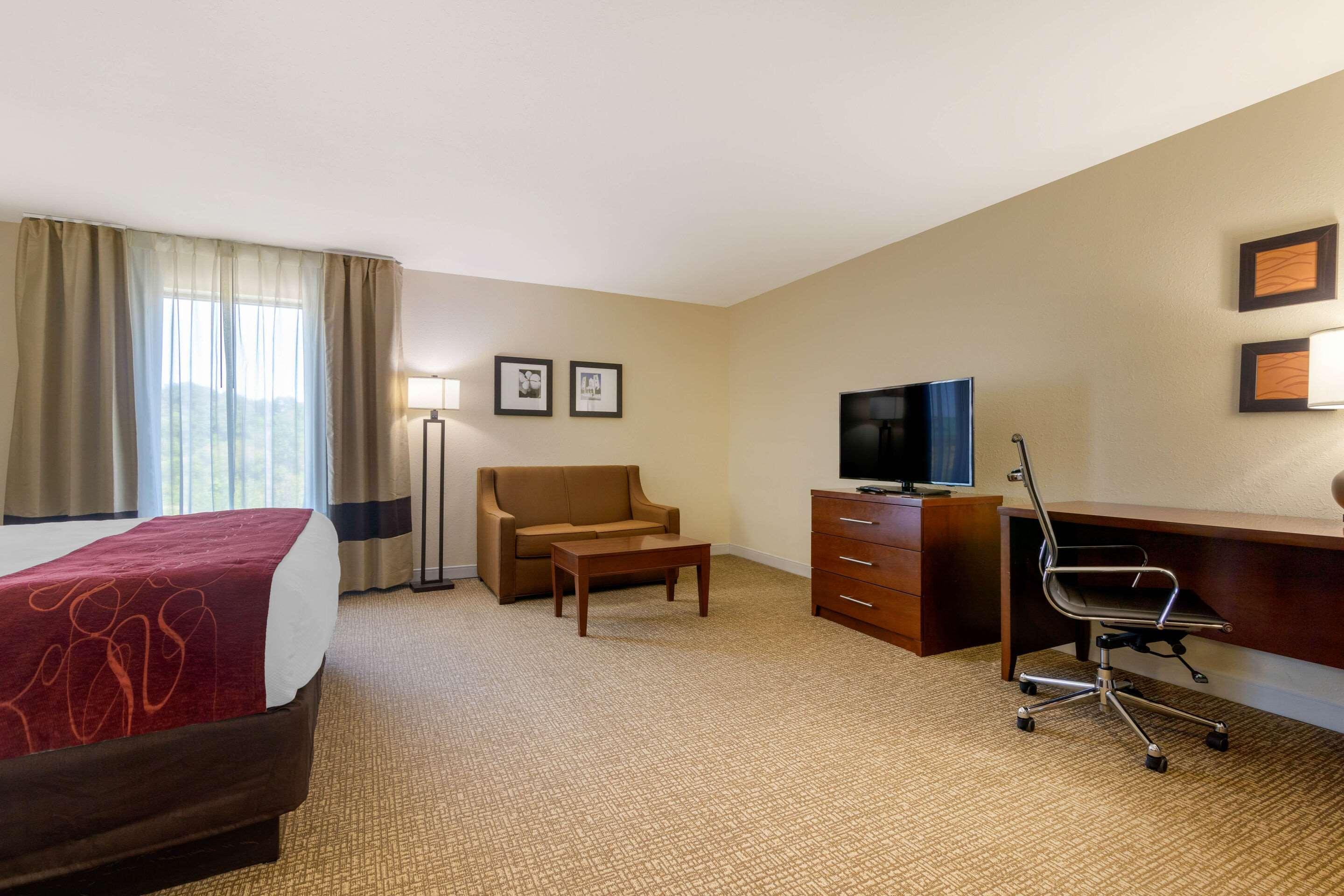 Comfort Inn & Suites Macon West Екстериор снимка