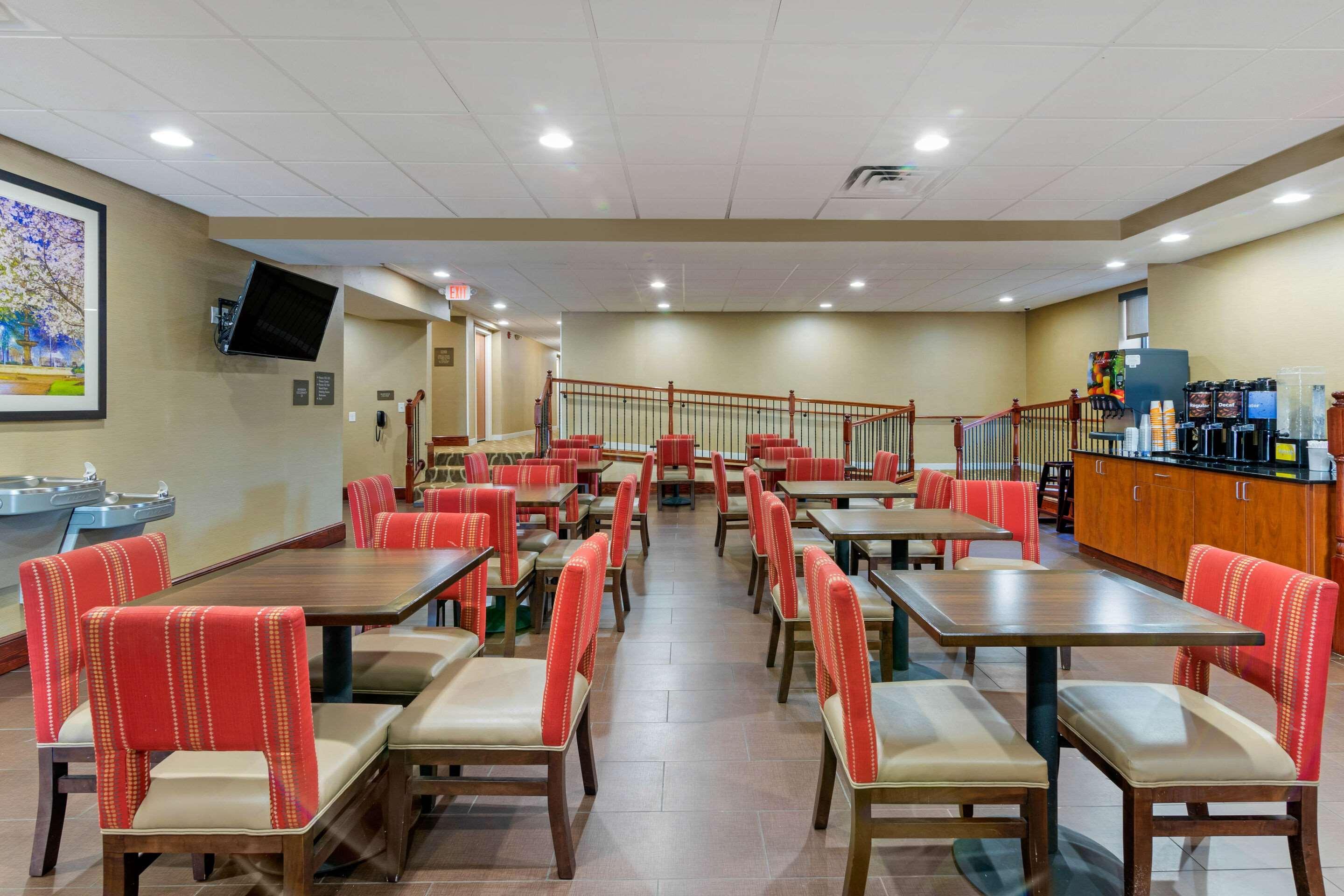 Comfort Inn & Suites Macon West Екстериор снимка