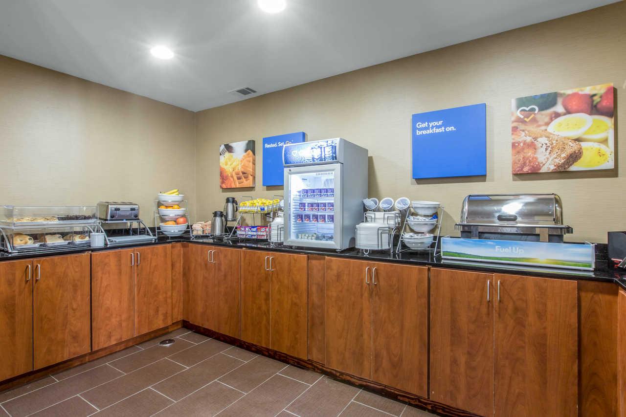 Comfort Inn & Suites Macon West Екстериор снимка